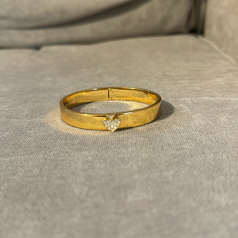 Kate Spade every day, thin gold plated clasp bracelet